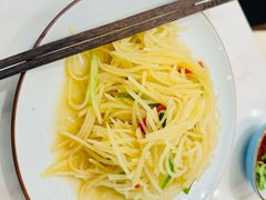 -犇逸·乐山跷脚牛肉·四川现炒(览海店)