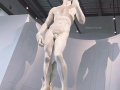-艺仓美术馆