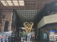-瑞虹新天地月亮湾