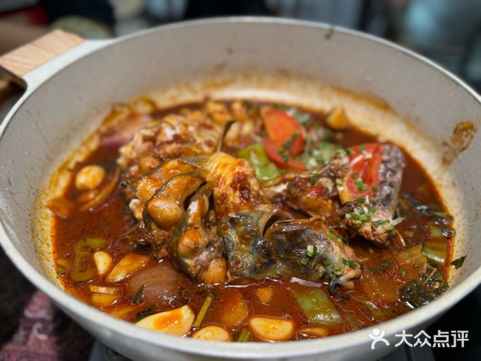 刘姐啤酒鱼民族演艺餐厅(西街总店)图片