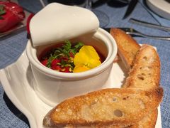 -弦月窗LUNETTE BY AMANDA(复兴路店)