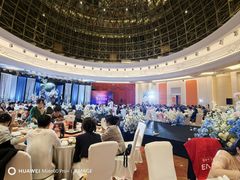-白金汉爵大酒店-24小时餐厅