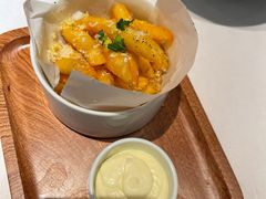 -阿妮叶李(光谷世界城店)