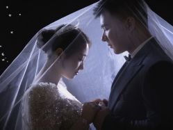 -雪中彩影婚纱摄影·微光艺术中心