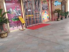 -蓝乐光量贩KTV(浦东禹悦汇店)