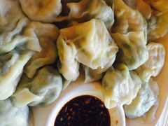 -闯关东东北农家菜(崂山石老人店)