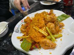 避风塘虾-大富蚝乌东哥饭店·石锅鱼杂·柠檬鸭(革新路店)