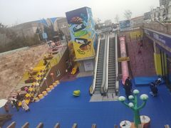 -迪卡侬(苗岭路店)