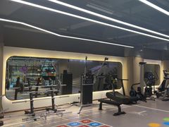 -英派斯健身旗舰店(海信国际中心馆)