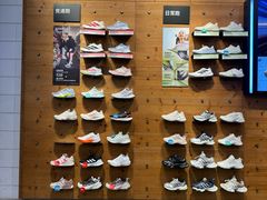 -adidas(正佳广场店)