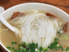 -桥香园正宗过桥米线(机场五店)