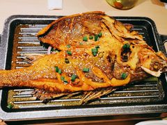 卢卢鱼头鱼头-吕氏疙瘩汤·海鲜新鲁菜(凯德mall新都心店)