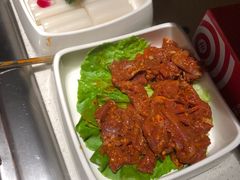 -海底捞火锅鲜切牛肉主题店(长寿路店)