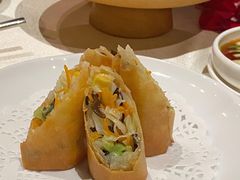 带子赛螃蟹春卷-皇朝会.经典传统粤菜(外滩店)
