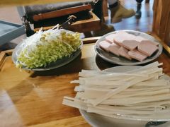 -顺兴鲜鱼庄·黑龙滩环球融创天堂洲际酒店