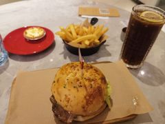 -必胜客(仲盛商城王安宇主题店)