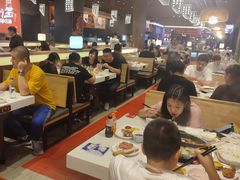 -爱有声毛肚串串火锅自助(龙之梦大都汇店)