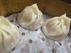 -莱莱小笼·乔艾