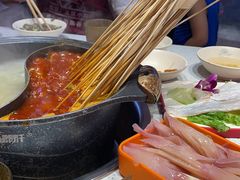 -钢管厂五区小郡肝串串香(蜀都万达店)