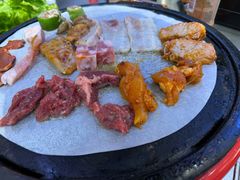 -哈哈碳都·牛肋条无限自助烤肉(宝龙店)