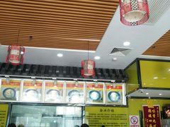 -龙记桂林米粉(财满街店)