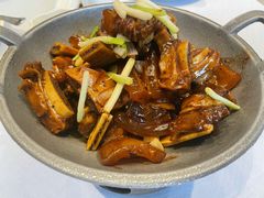 石锅带皮牛仔骨-茶啊冲电影主题文化餐厅(TOUCH12街店)