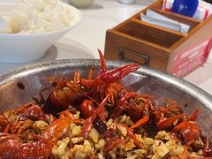 -琥珀老六龙虾(四里河店)
