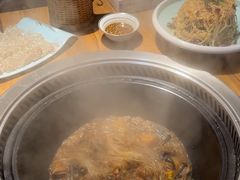 -锅老头海鲜铁锅炖