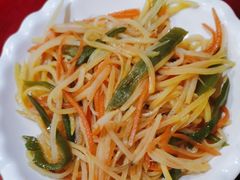-金杨拉面王小吃面馆·牛三宝面·红烧牛肉粉