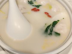 无油鱼汤腐竹煮时蔬-大树餐厅(益田假日店)