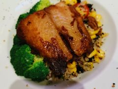 -来龙里 精致 东南亚餐室(万象城店)