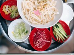 -东兴寒舍老北京炸酱面(三里河路店)