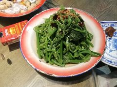 炝拌丝瓜尖-灶东家民间菜(回兴店)