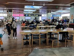 -王府井奥莱临潼小镇(临潼店)