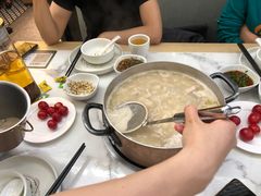 -六少·猪肚包鸡火锅(卓悦INTOWN店)