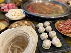 -黄潇洒老火锅(九眼桥宏济巷店)