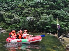 -安吉龙王山峡谷漂流