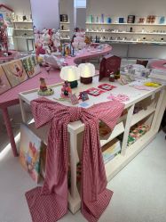 -SALON DE VANHADA