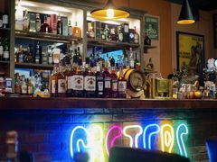 -SISTERS BAR RESTAURANT川意酒馆(嘉善老市H楼店)