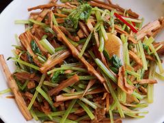 -柒园·三十年创意杭帮菜(龙湖滨江天街店)