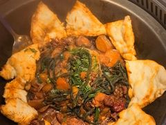 -山河屯铁锅炖· 东北菜·特色鲜鹅锅(开发区一店)