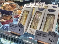 金枪鱼三明治-黑草莓(重庆路店)