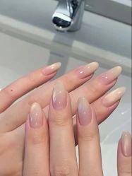 -雪儿·YuKi美甲美睫皮肤管理Salon