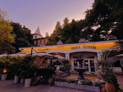 -火车头法国西餐厅