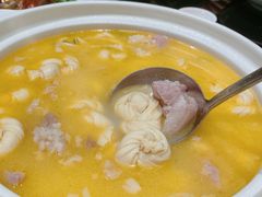 -HOMES上海本帮菜(襄阳公园店)