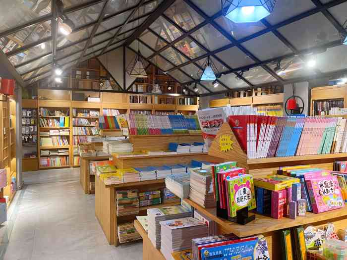 智胜文具(龙腾店)-"今天去了龙凤智胜给孩子买卷子,英语ab单.