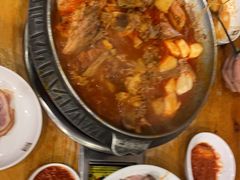 -喇喇排骨火锅·传统韩式脊骨汤(望京西园总店)