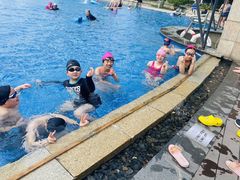 -上海滴水湖皇冠假日酒店