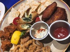 缤纷小食拼盘-bluefrog蓝蛙(皇庭广场店)