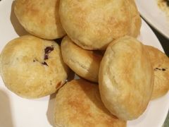 鲜花饼-香巴拉云南餐厅(华莱坞店)